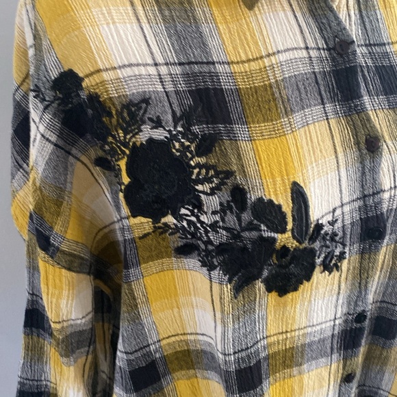 Anthropology Maeve hi/low top - Picture 2 of 8